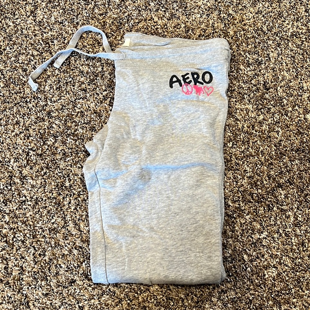 Grey Aero Size M sweat pants